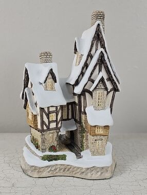 🏰 Vintage 1991 David Winter Cottage Fred’s Home Christmas Special COA & Box